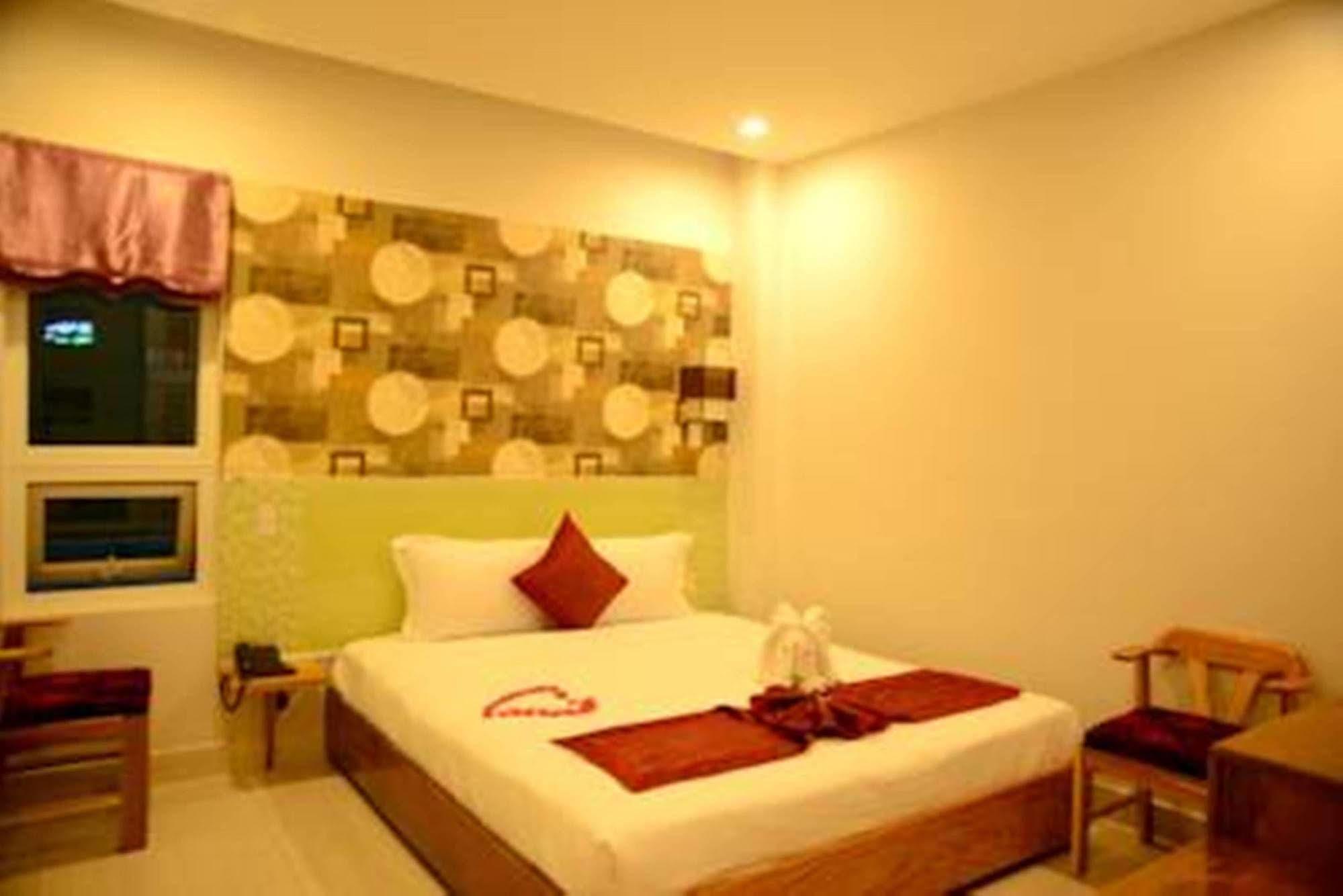 Red Diamond Hotel Da Nang Exteriör bild