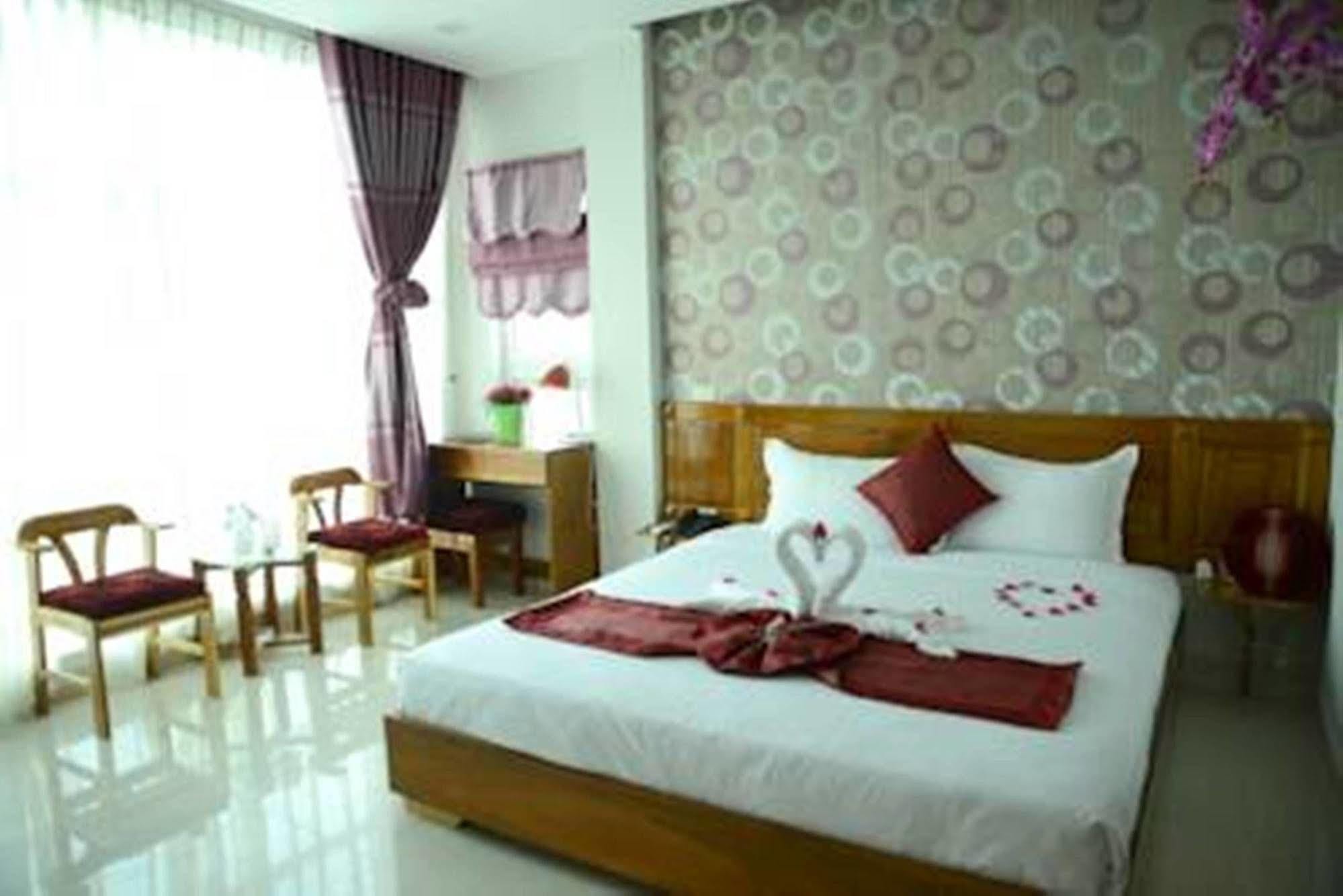 Red Diamond Hotel Da Nang Exteriör bild