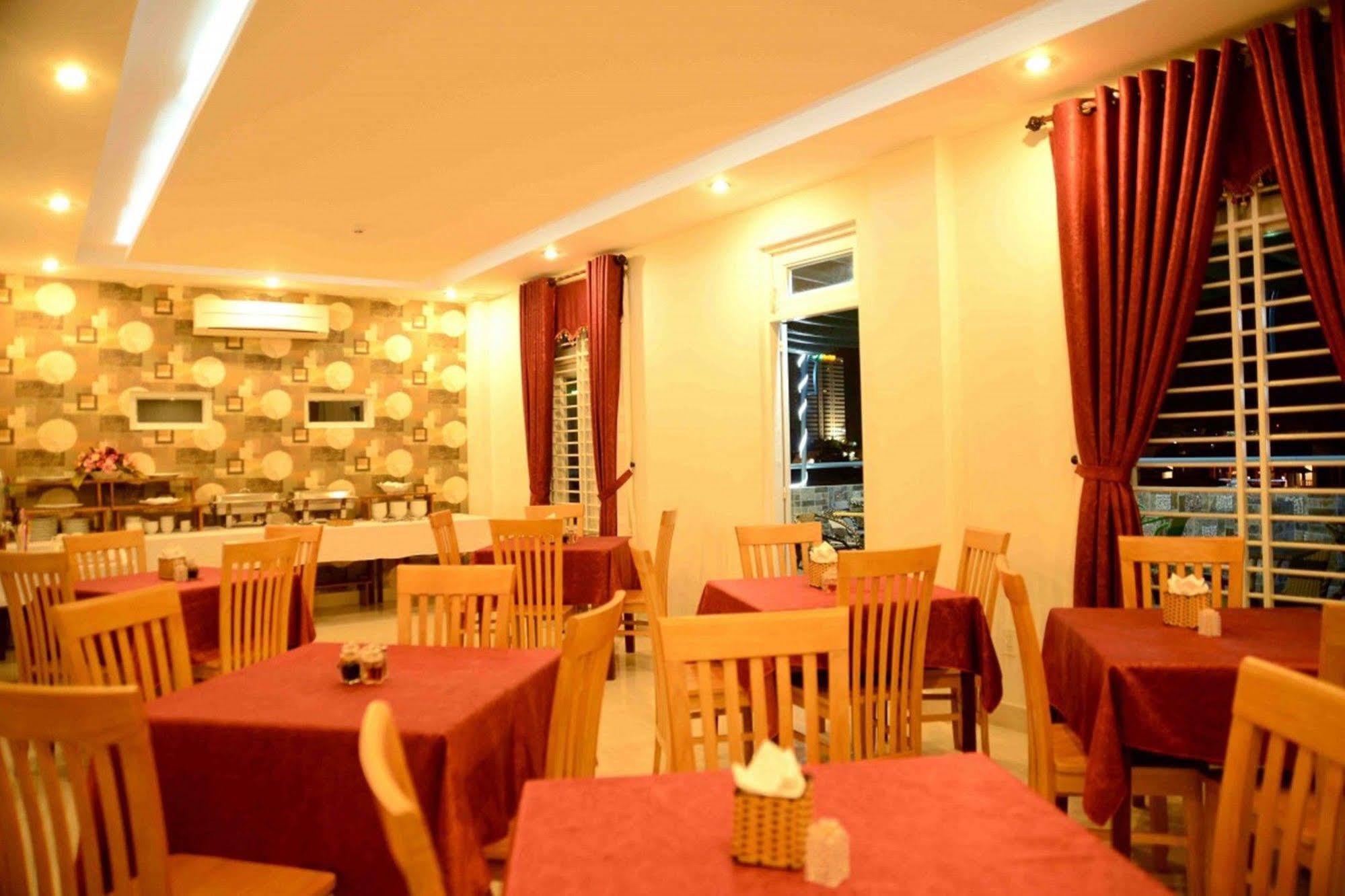 Red Diamond Hotel Da Nang Exteriör bild